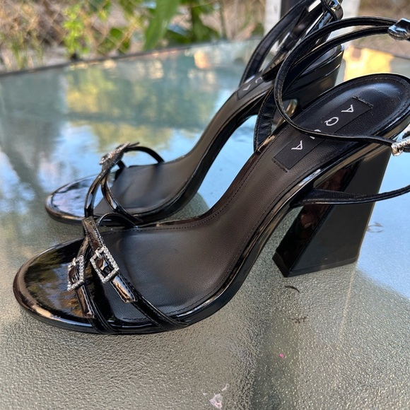 Aqua Women's Strappy High Heel
Round Toe Ankle Strap, Black, 9B NWOB - Picture 6 of 14